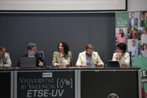 Congreso Anual de Espacios de Datos en Valencia. Smart Cities Gender Perspective. Centro Clínico 2000
